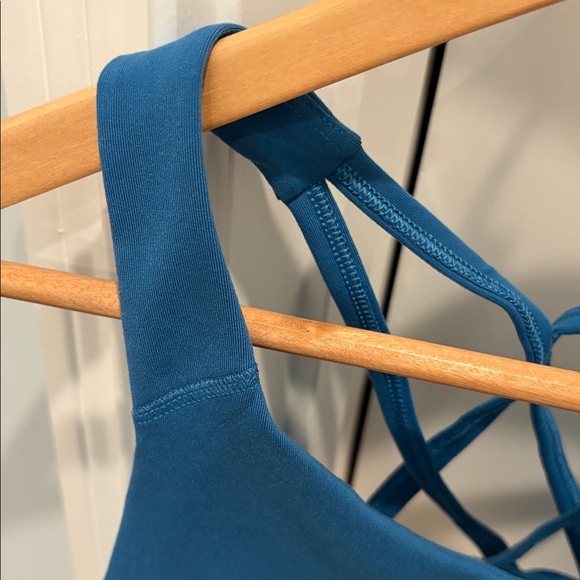 Old Navy Teal Sports Bra - Picture 5 of 6